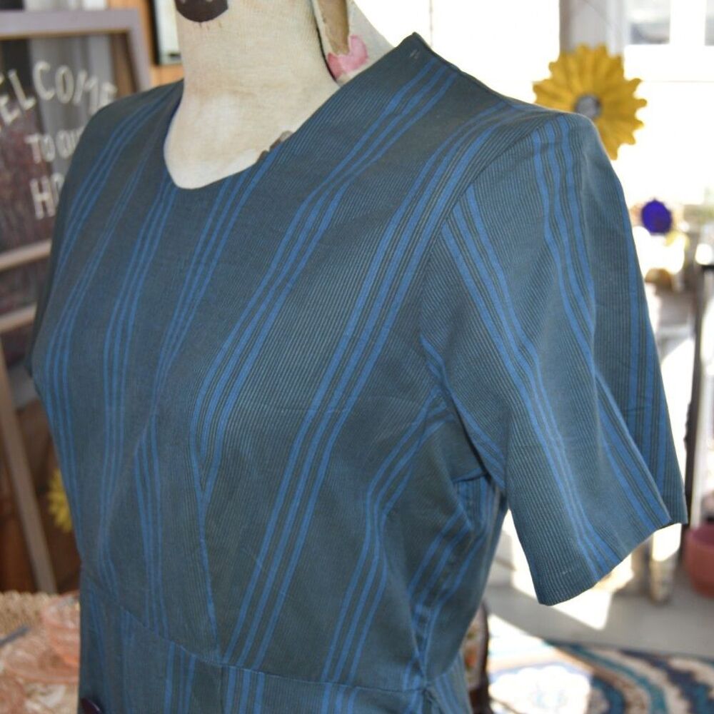 Vintage 1950s Blue Stripe Dress Short Sleeve Fit Flare Button Front M - Picture 5 of 6